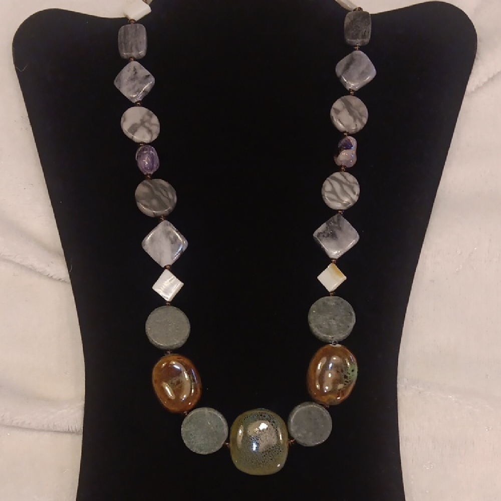 Handmade Multicolor Stone Earth Tone Necklace and Earring Set - Picture 2 of 8